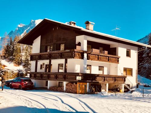 Haus Sonnenspitze – Fam. Nessler