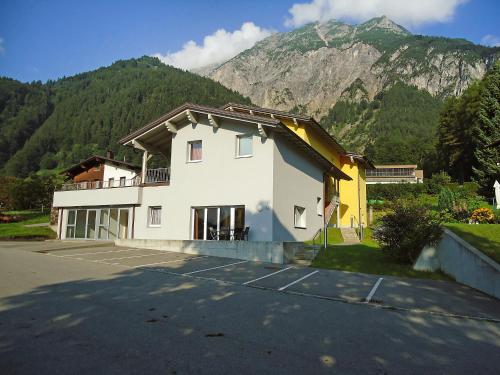 Apartment Lacroix