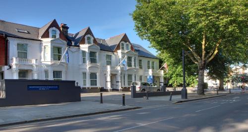Spark by Hilton London Chiswick